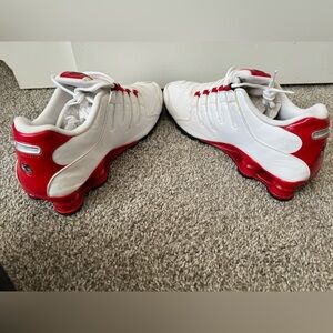 Used • Men’s • Nike Shox • Size 12